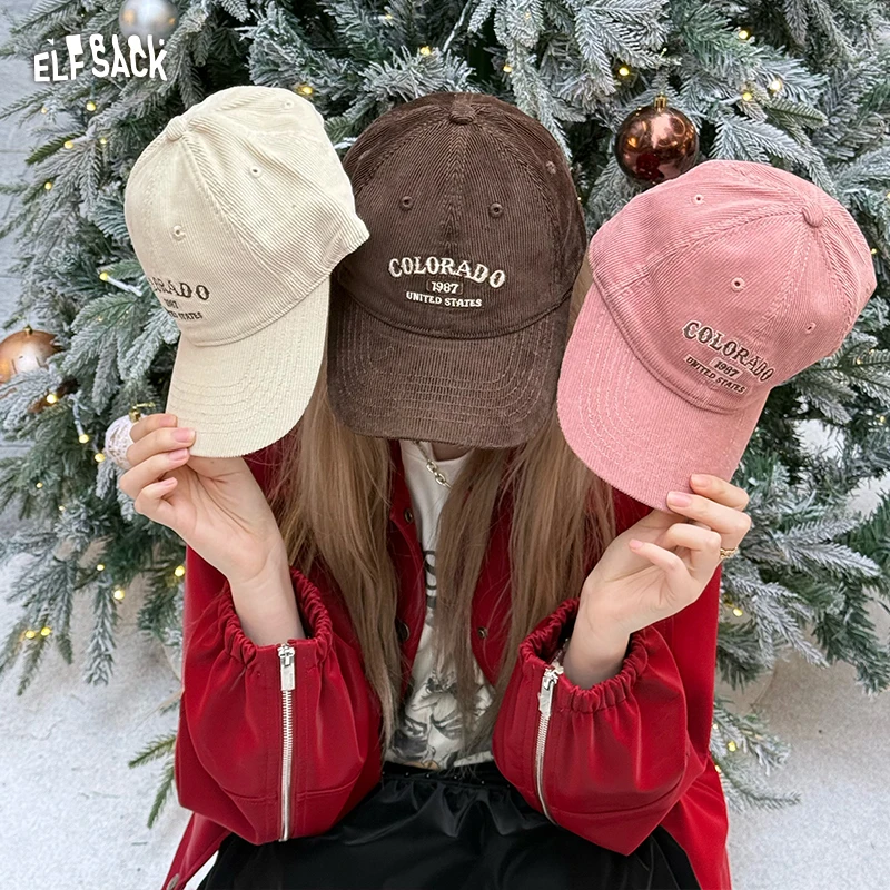 

ELFSACK Classic Minimalist Solid Corduroy Letter Embroidery Baseball Cap For Women