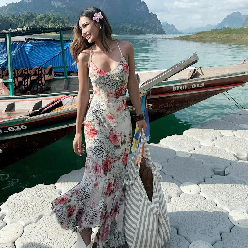 

Dress Leopard Print Flower Beautiful Back, Hip Bag, Shoulder Strap, Suspender Skirt