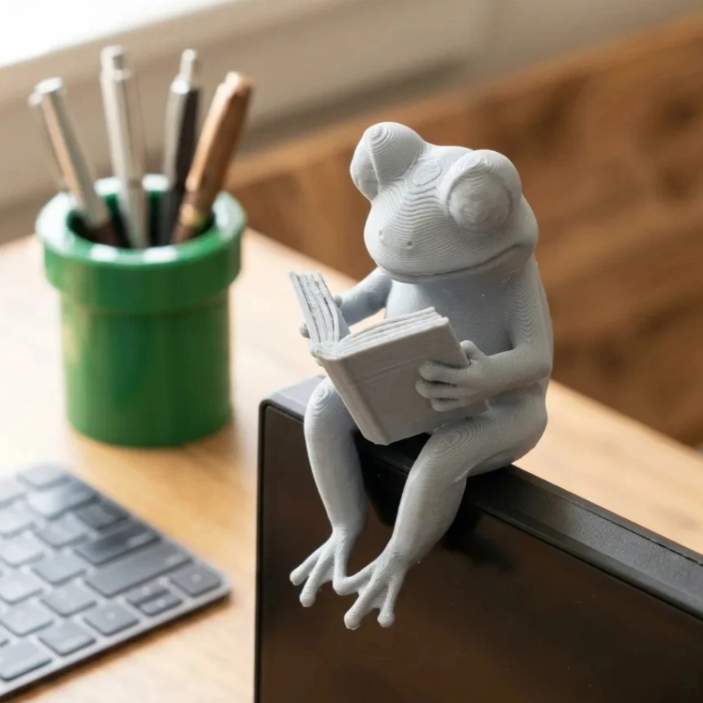 Reading Frog Monitor Companion Statue Love Book Frog Edge Hug Screen Sitting Person Cute Mini Desktop Decoration Office Ornament