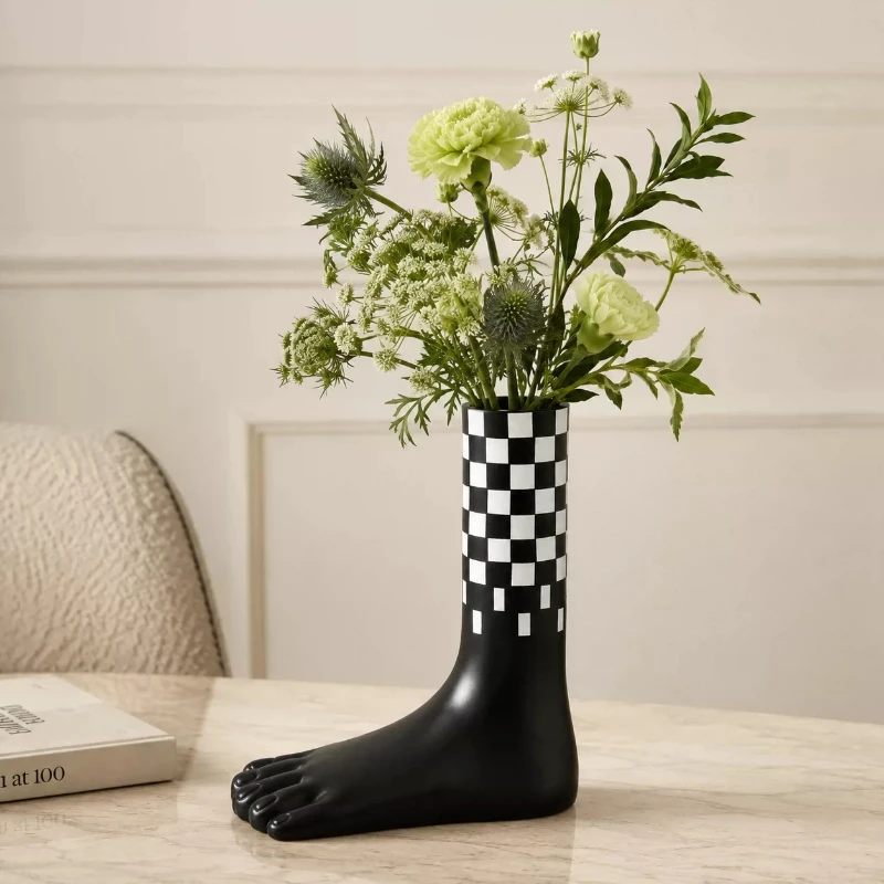 Funny human foot shaped vase,black and white checkered sock style vase decoration,resin crafts,dried flower vase tabletop decor