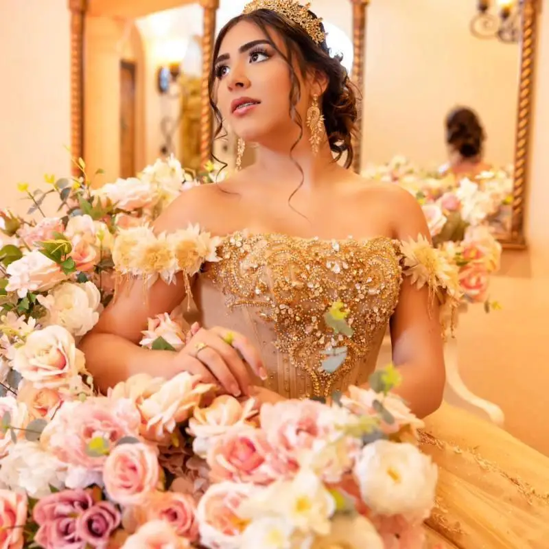 Personnalisé brillant champagne or Quinceanera robe dentelle cristal tulle dentelle 3D fleur robes de 15 Quinceanera ﻿