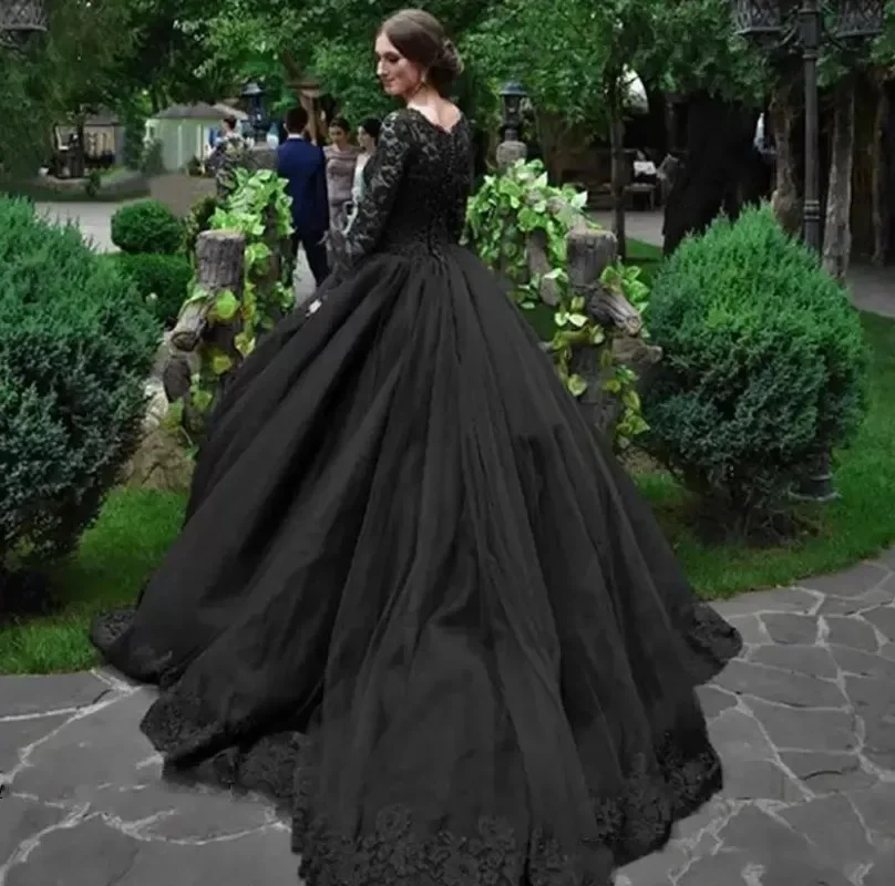 customized2025 Long Sleeve Black Gothic Wedding Dress Arabic Victorian Lace Applique Bridal Gown Plus Size Made Vestido De Noiva