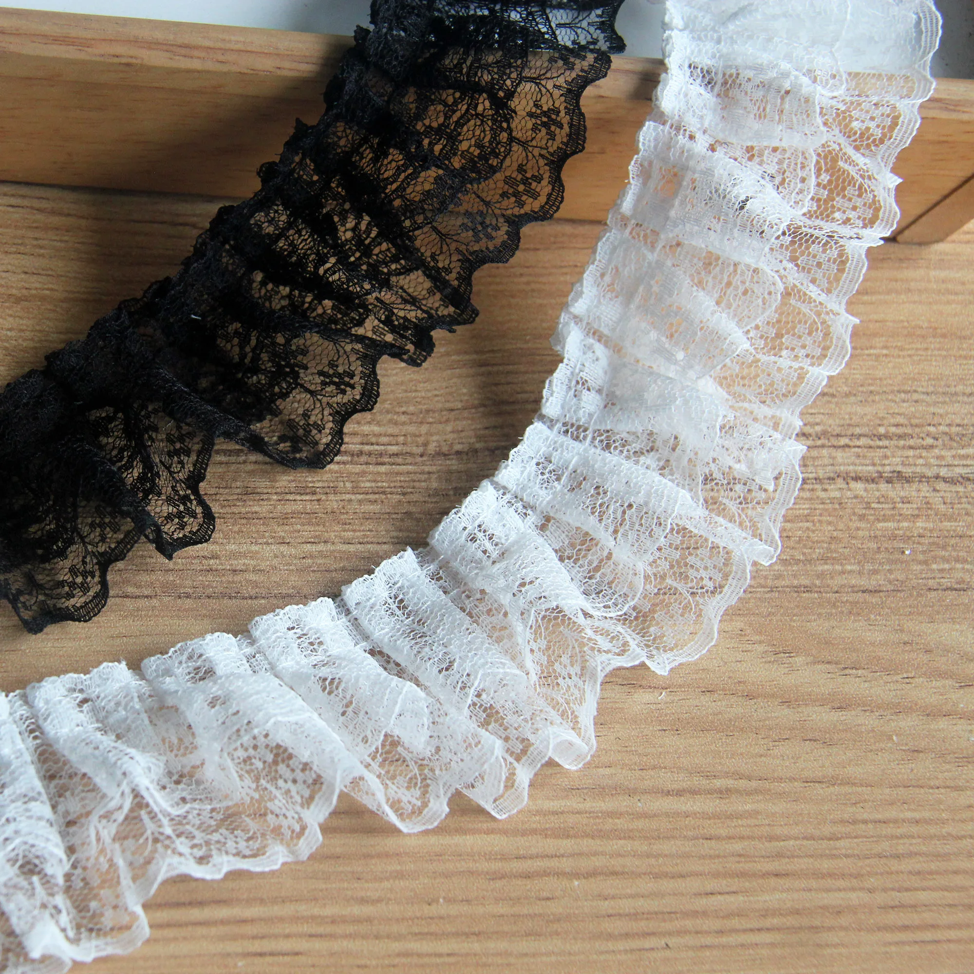 Double Layered Pleated Mesh Embroidery Lace Skirt Edge Decoration Black and White DIY Accessories 4.5cm