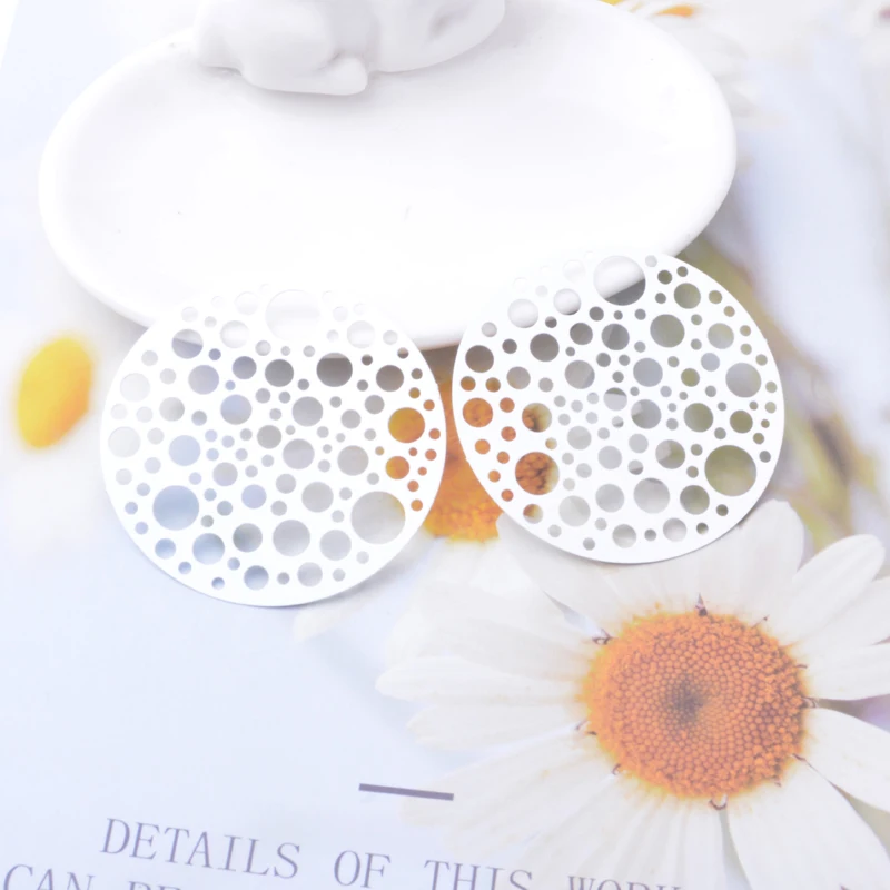 20 Stück AB2594 Messing Goldfarben 50mm Große Runde Charms Verbinder Rhodiumbeschichtet Bunte Anhänger für DIY Schmuckherstellung – Detail 3