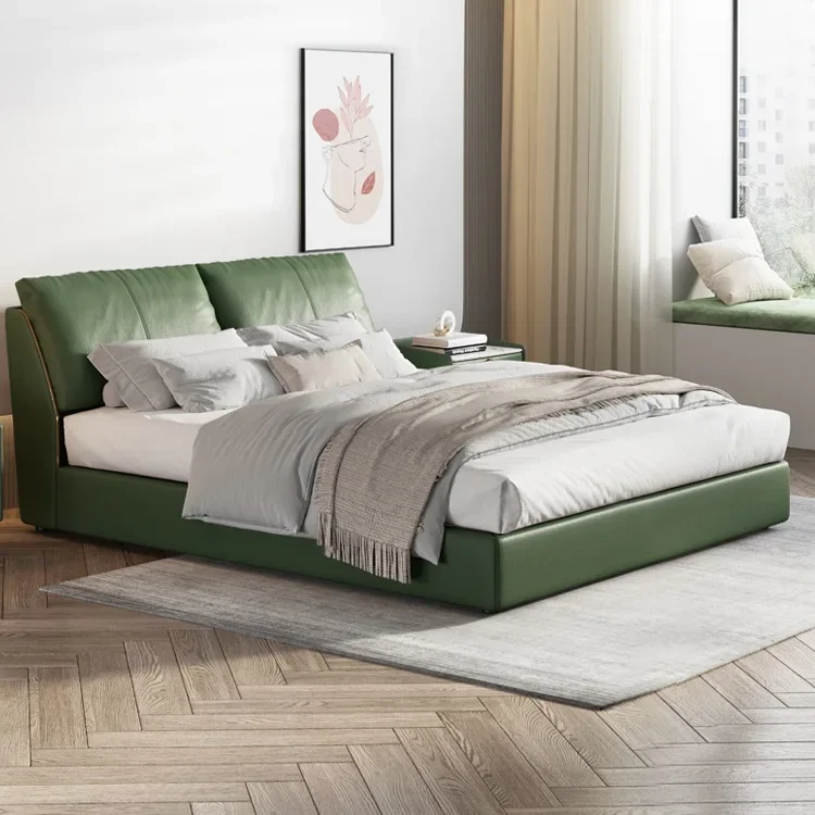 Italian light luxury leather bed, master bedroom 1.8 double bed, solid wood floor foot storage storage practical bed