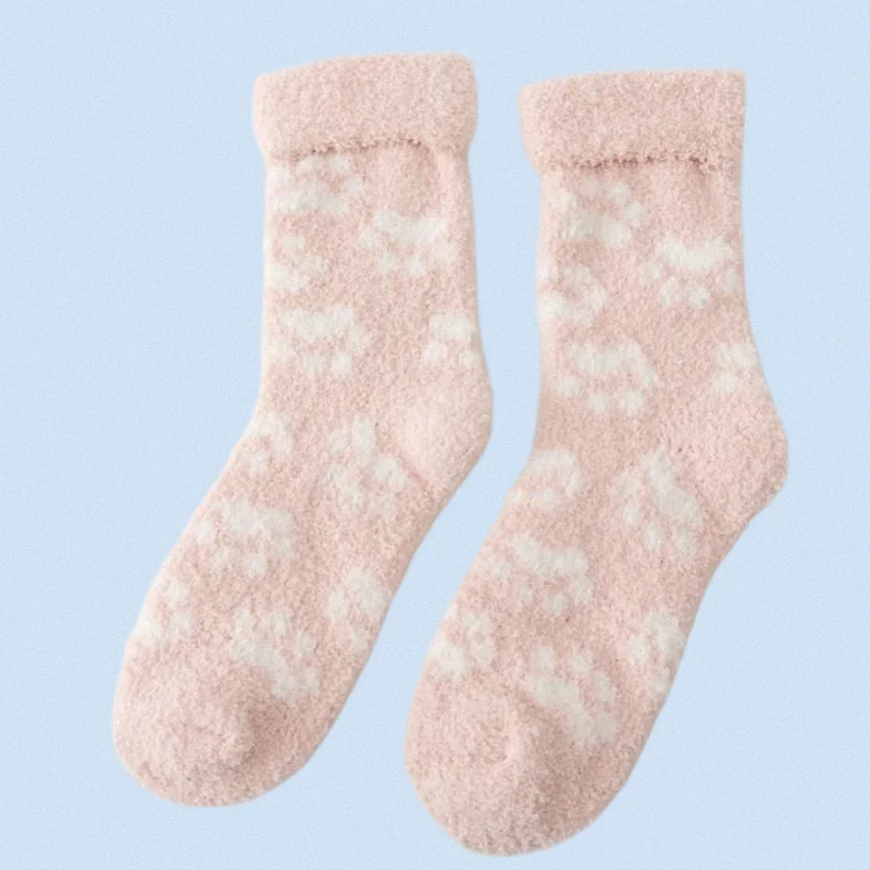 2/6 Pairs Autumn and Winter New Medium Tube Coral Fleece Women's Socks Thick Warm Floor Socks Cat's Paw Women's Socks