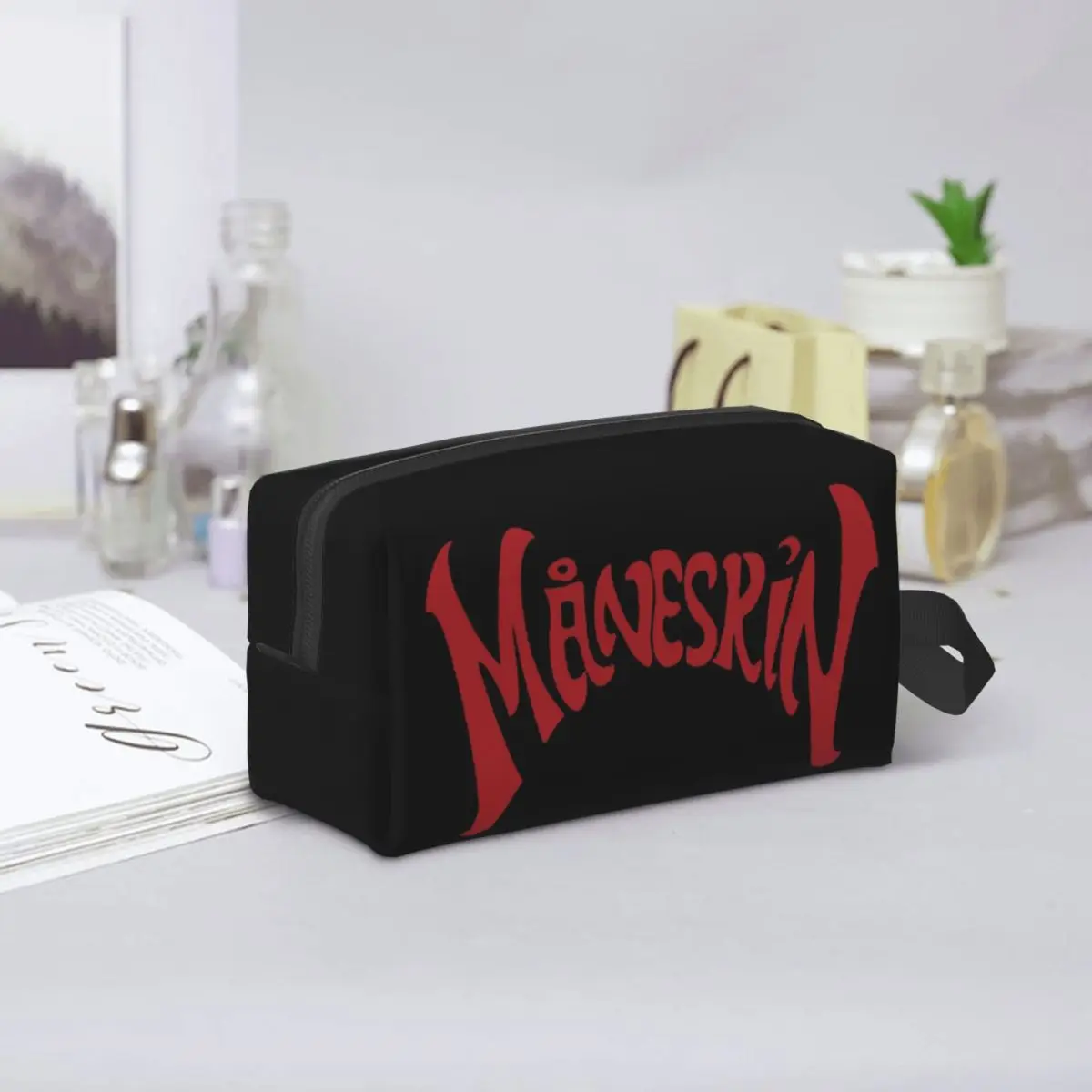 

Maneskin Red Logo Makeup Bag Cosmetic Organizer Storage Dopp Kit Toiletry Cosmetic Bag for Women Beauty Travel Pencil Case