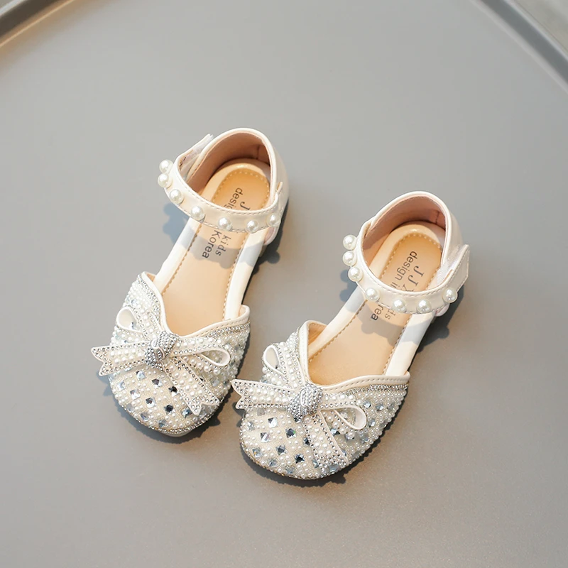 Girls 2024 Summer New Baotou Sandals Crystal Water Diamond Performance Shoes Performance Soft Sole Children's Shoes 899