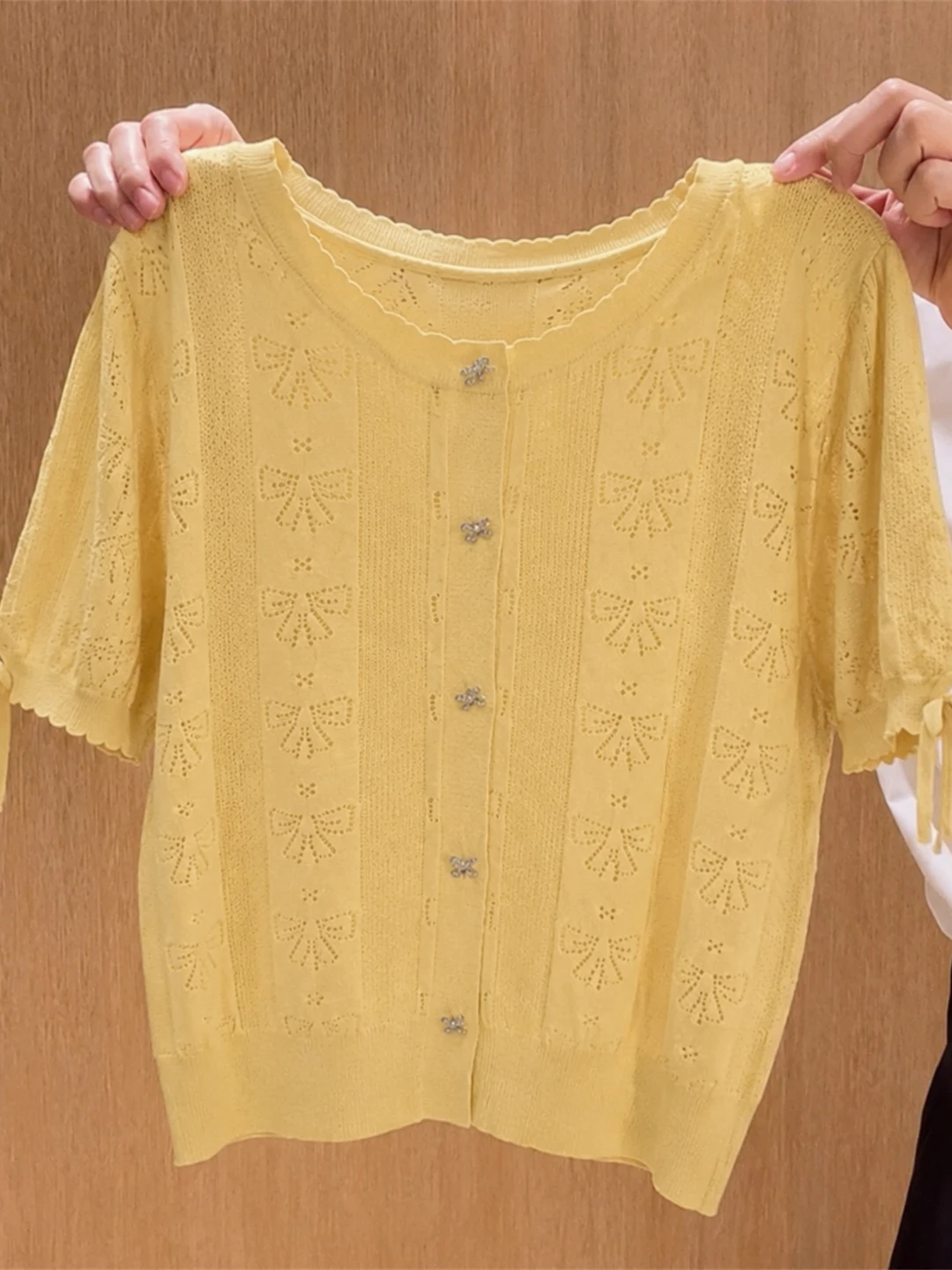

Elegant Sweet Short Sleeve Hollow Knitted Top Single Button Casual Summer Blouse for Women Knot Design Korean Style