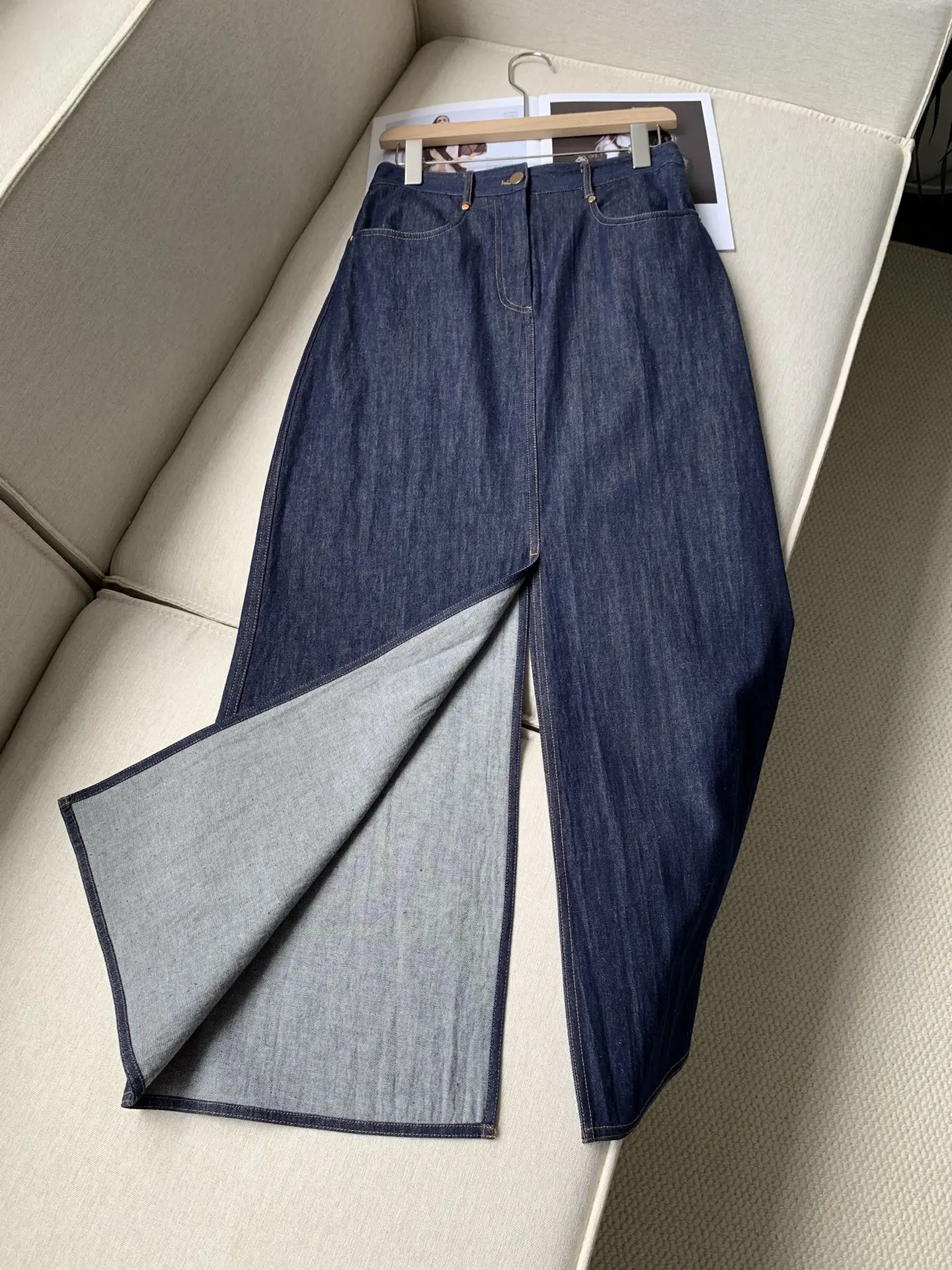 2024 Spring and Summer New High Quality Custom Cotton Casual Slit Denim Skirt Women's Simple Midi Skirt