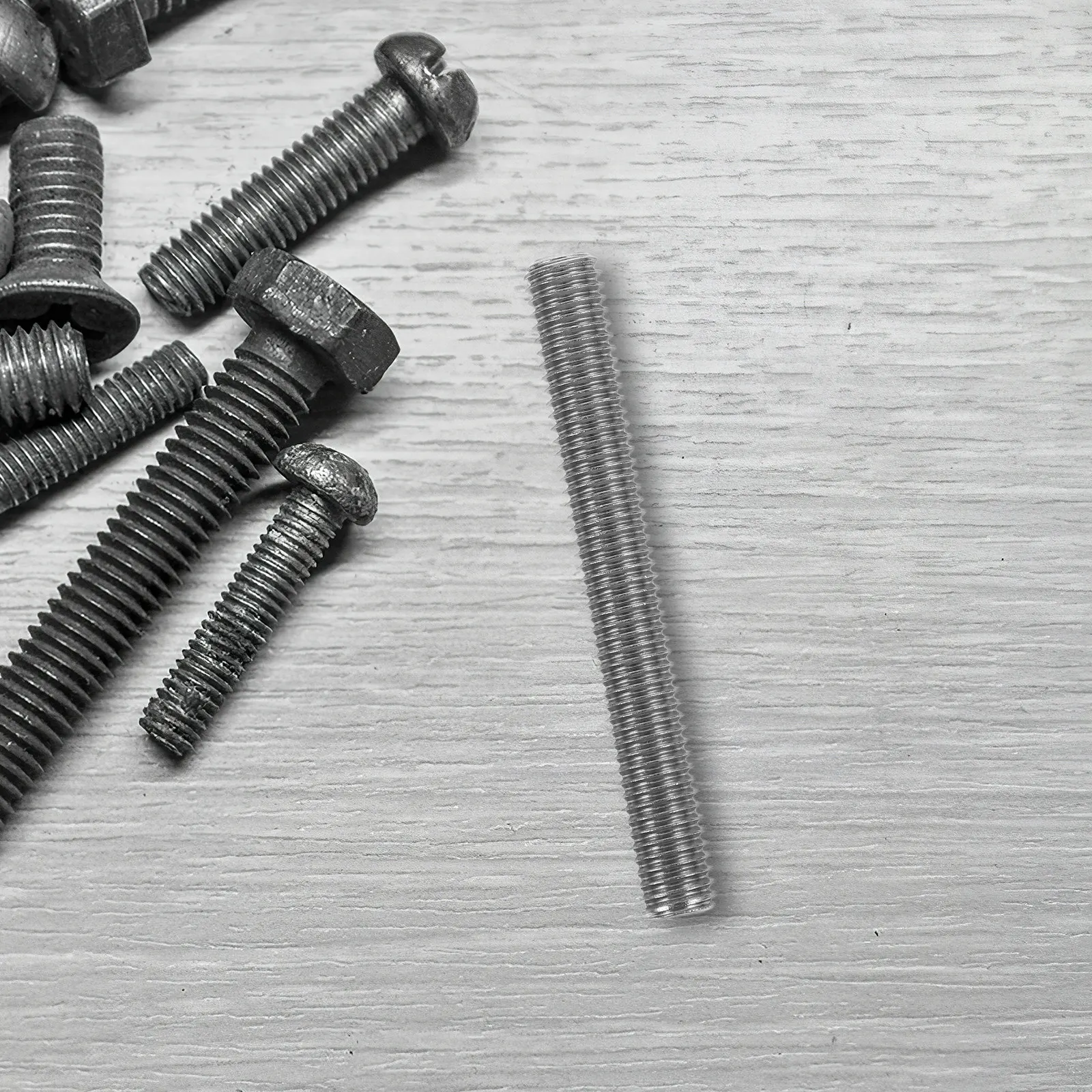 4pcs 304 Stainless Steel Fully Threaded Rods – Corrosion-Resistant All-Thread Bolts for Construction