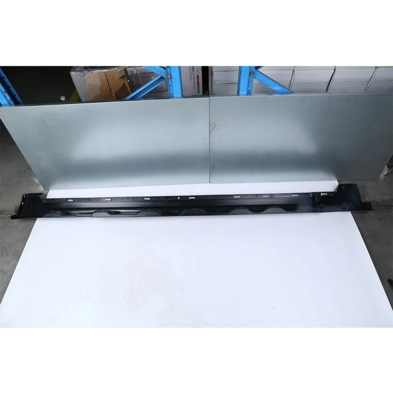 High Quality Left Side Rocker Panel Exterior Replacement Trim Parts OE 39860789