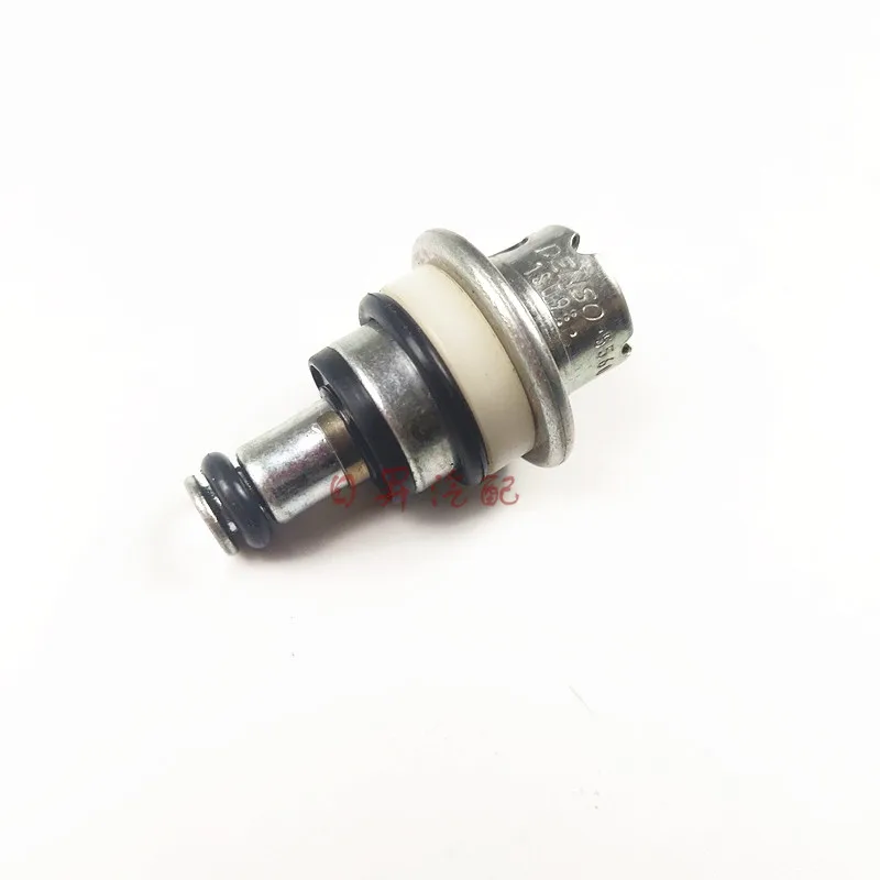 1pc for Toyota Camry Corolla Highlander RAV4 Yaris Crown Reiz burning gasoline pump pressure relief valve