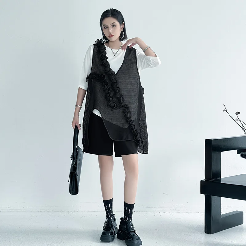 Tannt 女性コート不規則な花パッチワーク中空アウトノースリーブベストコート非対称ファッションルーズ黒人女性オーバーコート 2025