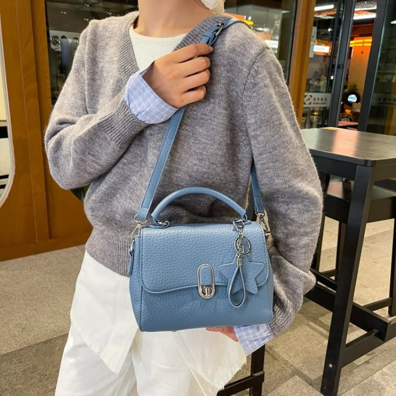 

High-End Ladies Fashionable Leather Shoulder Bag Paris Popular Elegant Women's Casual Vintage Crossbody Bag