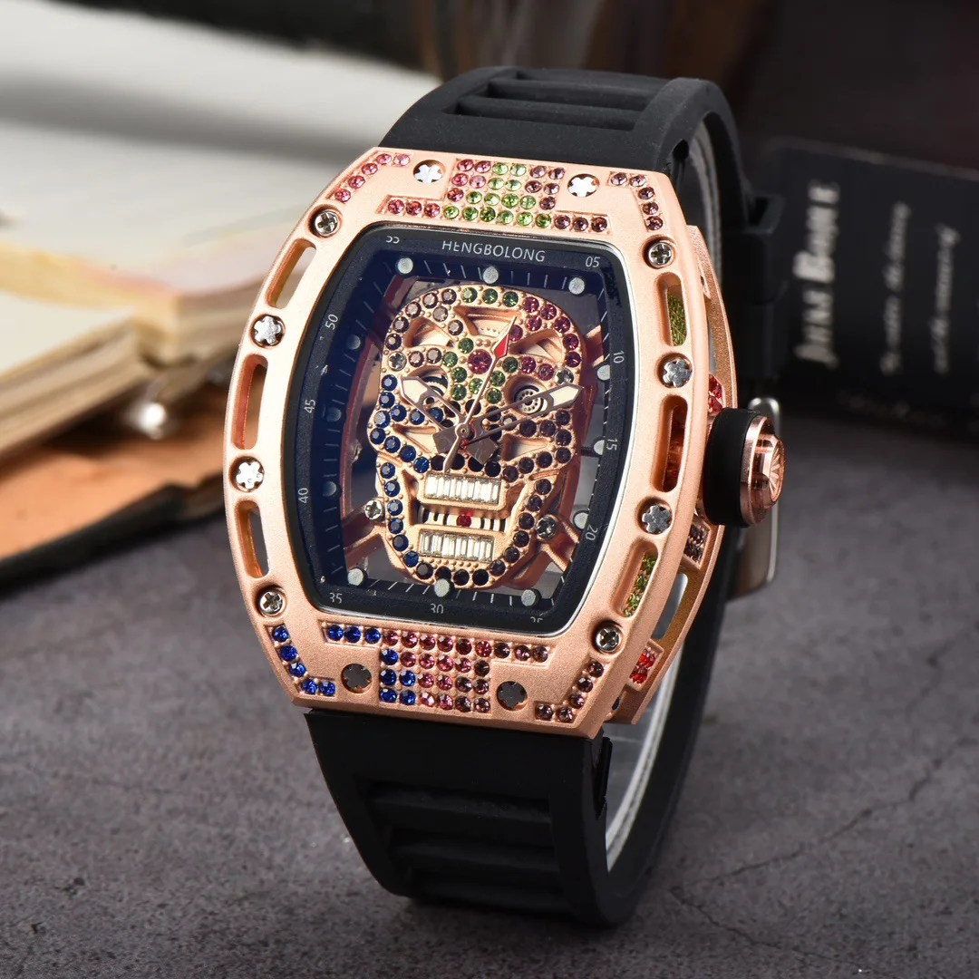 Tonneau Creative Colored Diamonds Business Fashion Quartz Watch Men High Quality Watch Personality Watch Luxury AAA Clock