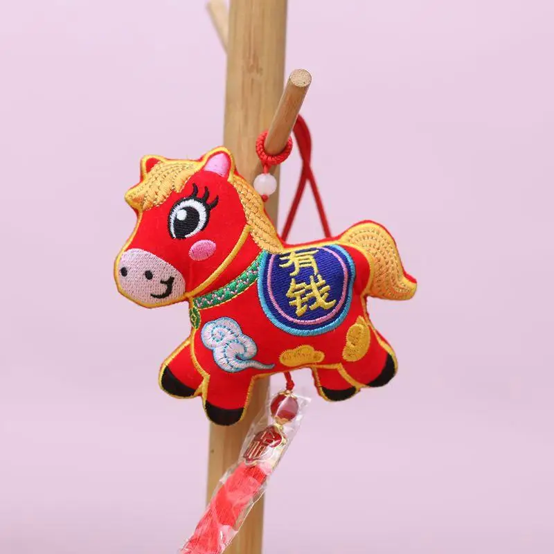 1 قطعة لطيف الحصان سنة دمية قلادة حلية ظهره الشنق اكسسوارات السنة الجديدة الديكور هدية #4