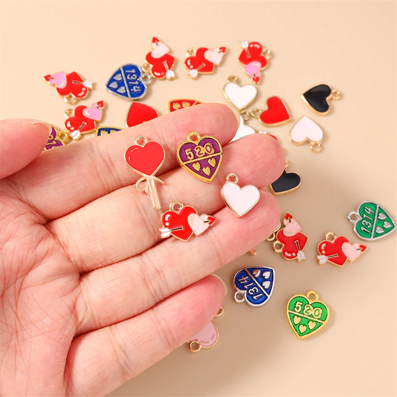 10 Stück Niedliche Bunte Emaille-Herzanhänger für die Herstellung von Ohrringen, Halsketten, Armbändern, DIY-Bastelarbeiten und Schmuckzubehör – Detail 2