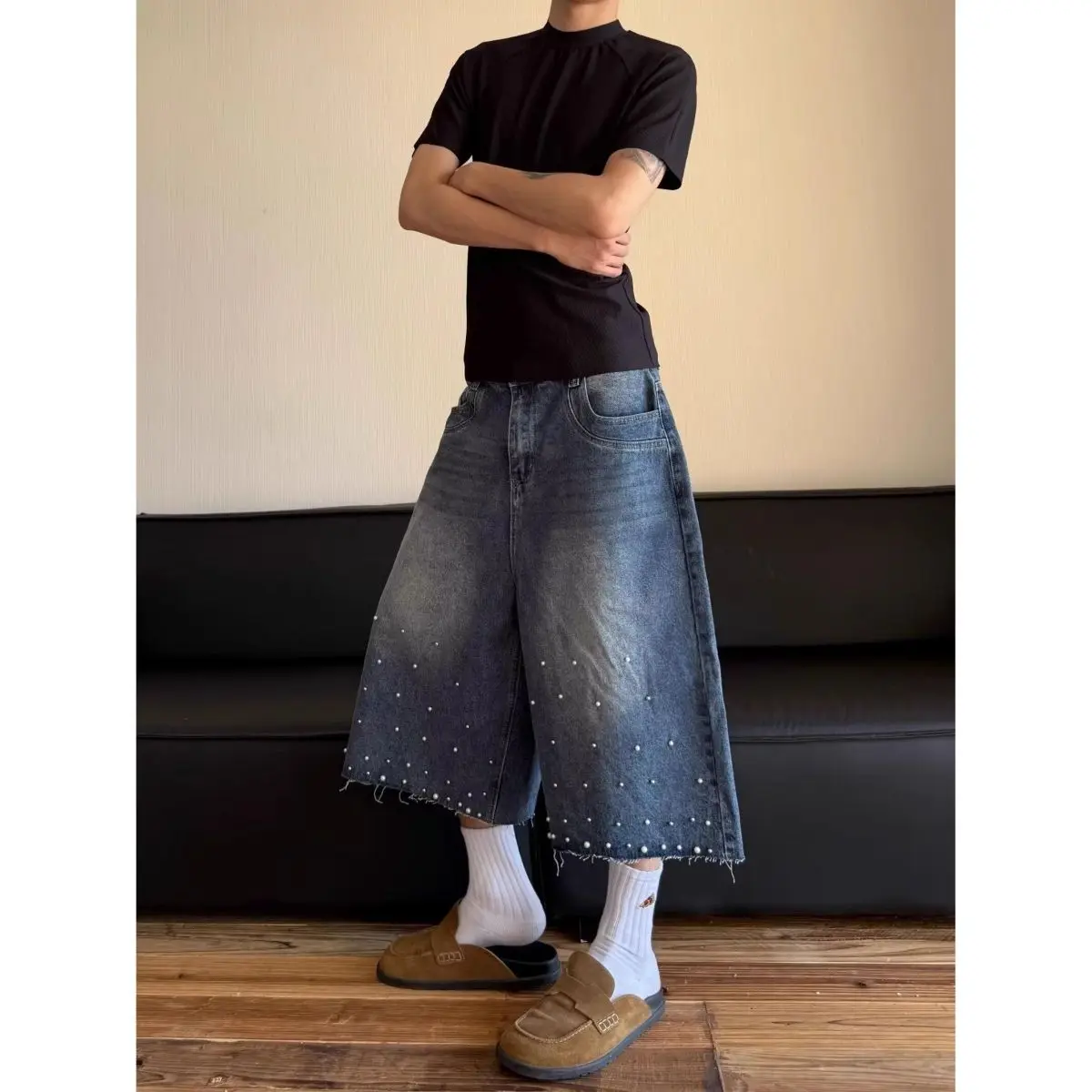 

Retro Distressed Pearl Design Denim Shorts Cleanfit Loose Wide-leg Cropped Pants