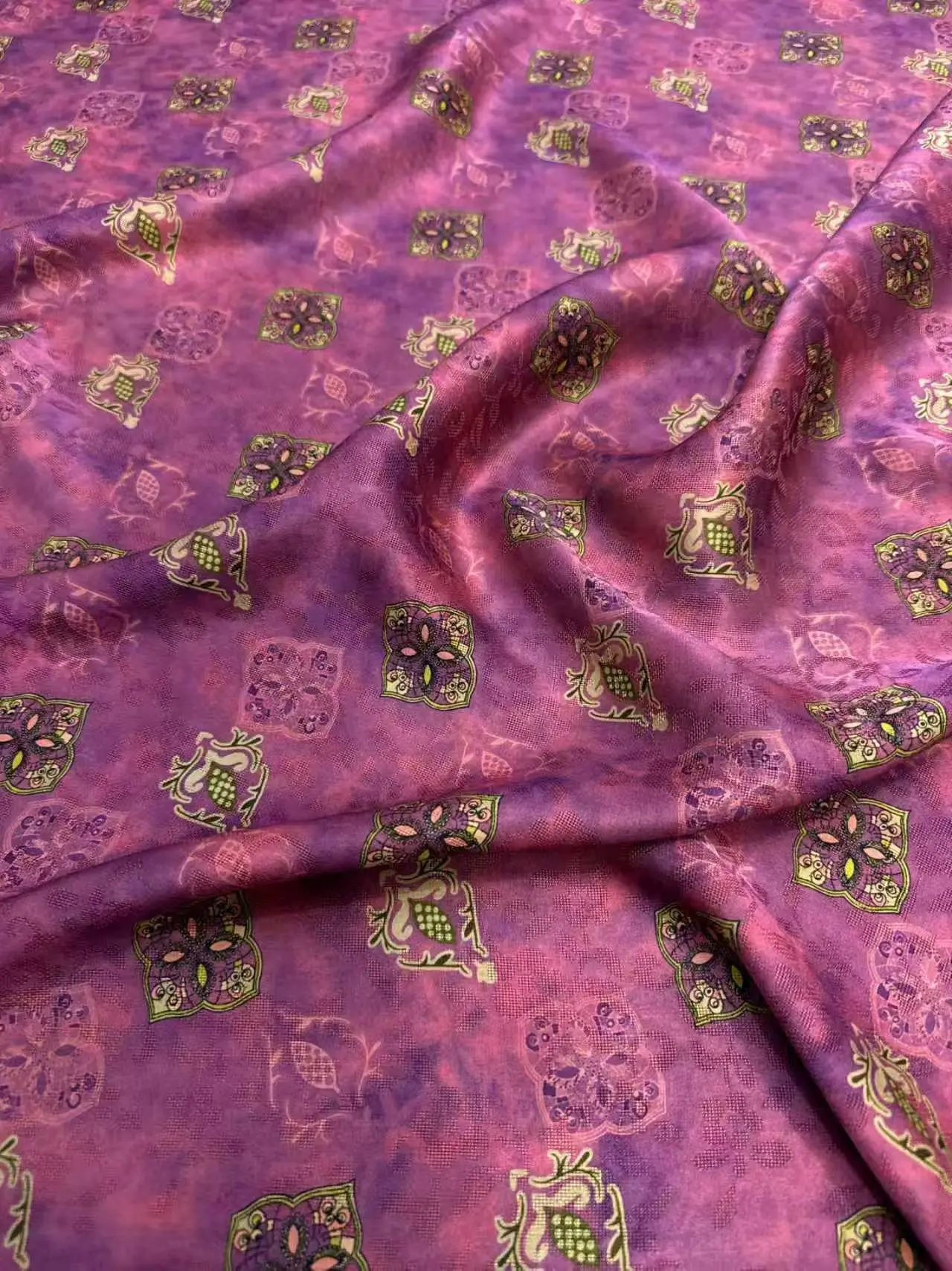 New 25momme Transparent Flower Rose Red Cloud Yarn Silk Fabric Dress Shirt Cheongsam Silk Fabric