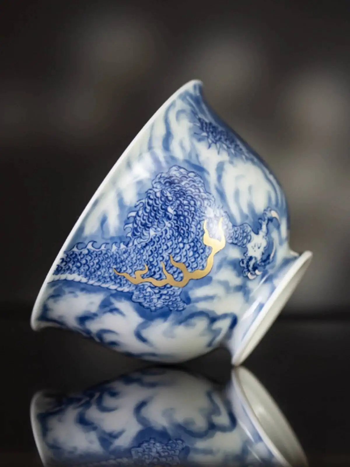 Sacred Mountain Blue And White Dragon Playing With A Pearl Gilded Cover Jingdezhen Antique-Style Handmade Set Bowl Tea Cup