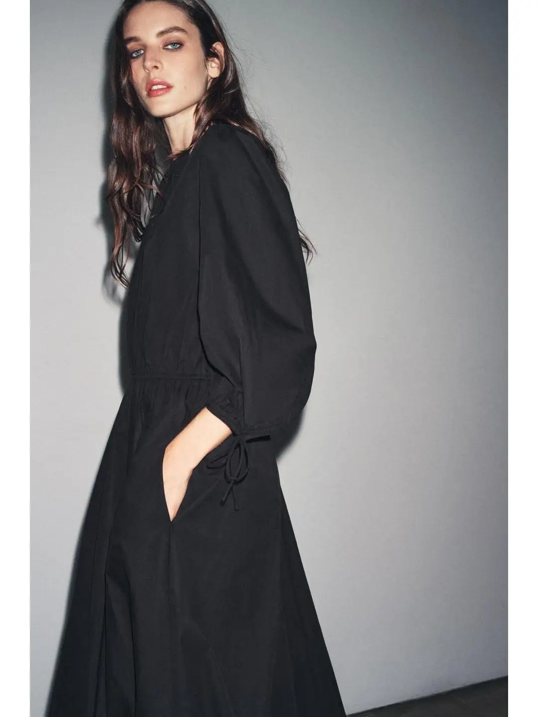 

Elastic Midi Dr with Puffy Sves And round Ne in Early Autumn Tourist Suitable Cotton Linen Soy Protein Cosite Fiber