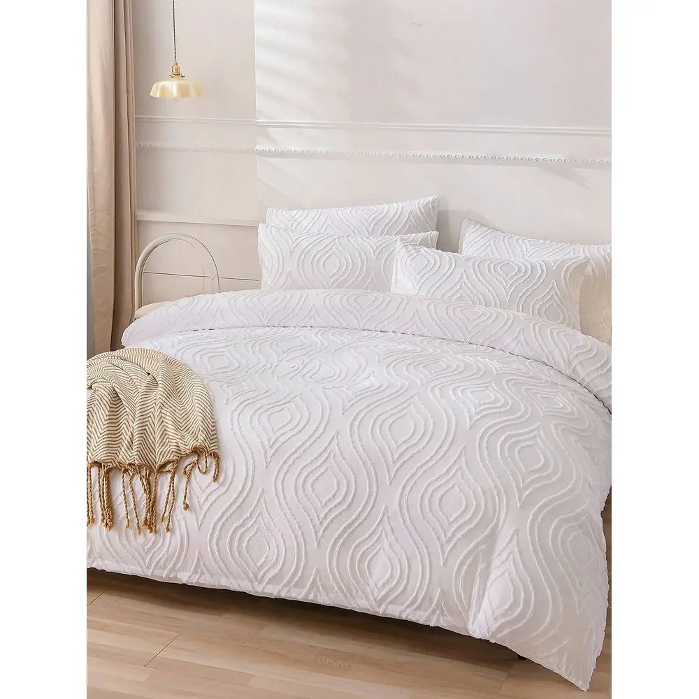 

3pcs Bedding Set, White Bedding Suit, Soft Warm, SkinFriendly, Solid Color Wavy Stripe Pattern, Comfortable AntiPilling, Includ