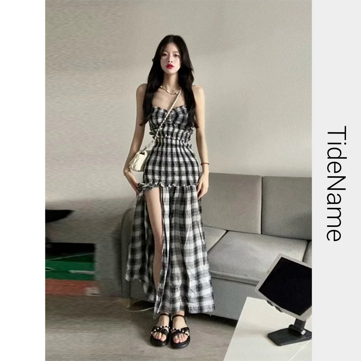 

Dress Women's Retro Black and White Plaid Slit Spring and Summer Waist Tight Hip Temperament Long Fashion Loose Irregular Style