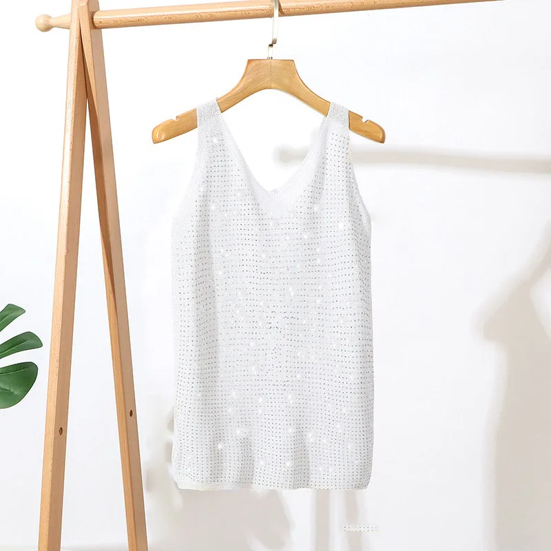 vests Embroidered Diamond Fashionable Interior Loose Knitted V-neck T-shirt Strap Top Women's Summer Bottom Trendy camisoles