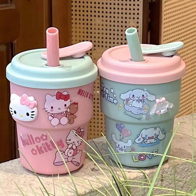 

Аниме Sanrio Hello Kitty, трехмерная наклейка, чашка для воды, соломенная чашка Cinnamoroll, портативная чашка для кофе, молока, инструменты для фотографий