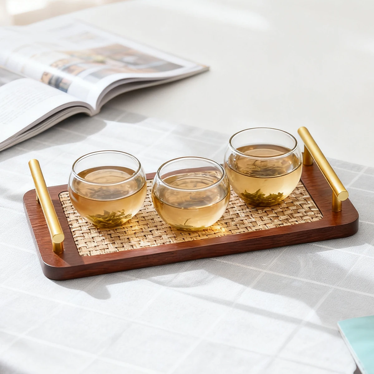 1pc Metal-Handled Tray, Lightweight Reed-Inlaid Solid Wood Design For Displaying Cakes, Desserts, Fruits And Beverages.
