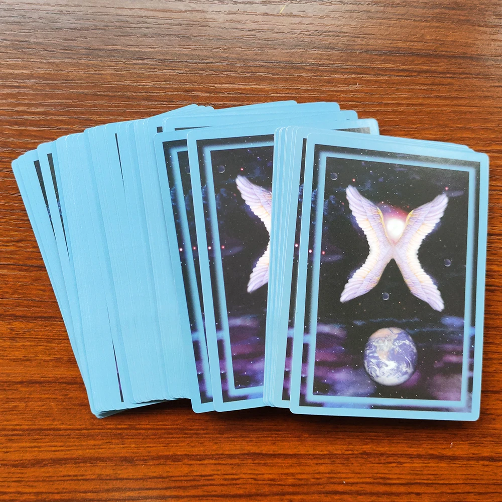 Messages from Your Angels: Oracle Cards, Spanish Edition, A 44-Card Deck and PDF Guidebook by Doreen Virtue, 12*8.7cm