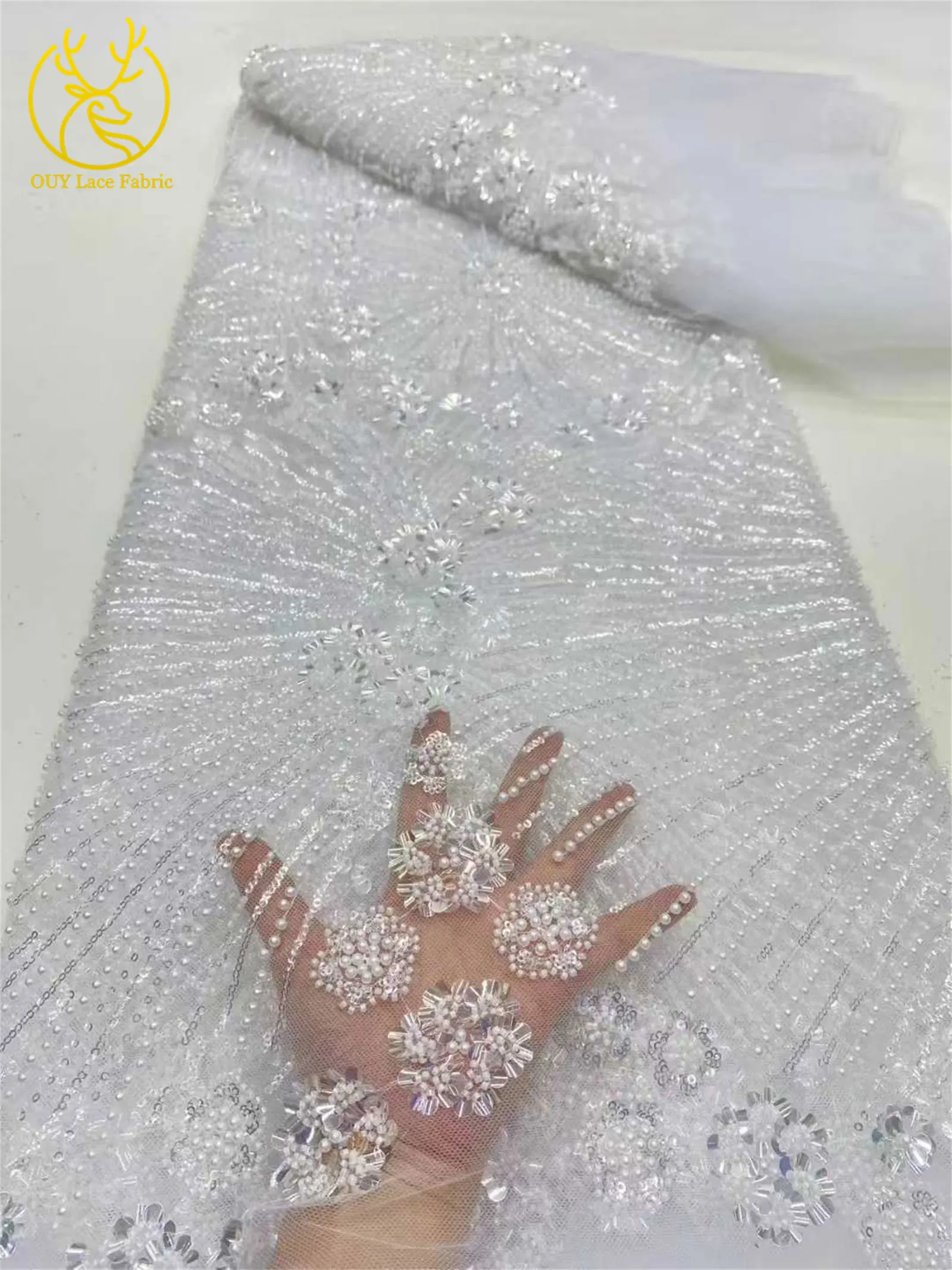 ピンクファッションナイジェリアフレンチスパンコール刺繍フラワーレース生地アフリカビーズチュールレース女性のためのパーティードレス