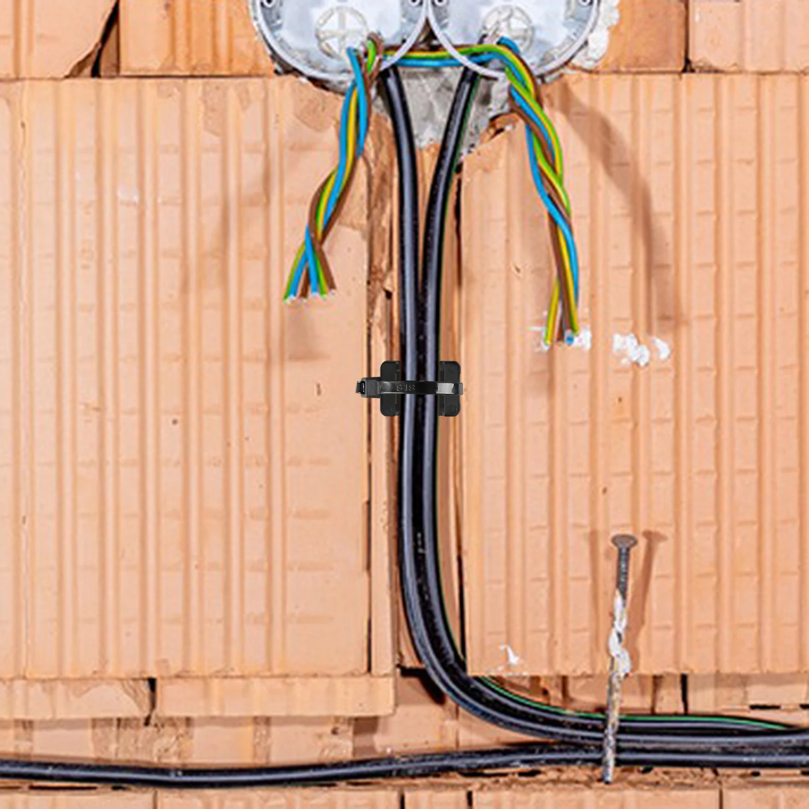 

100Pcs Cable Tie Base Saddle Type Mount Wire Cable Clips Easy Install Wire Bundle Holder Zip Tie Mounts Saddle Type Mounts Base