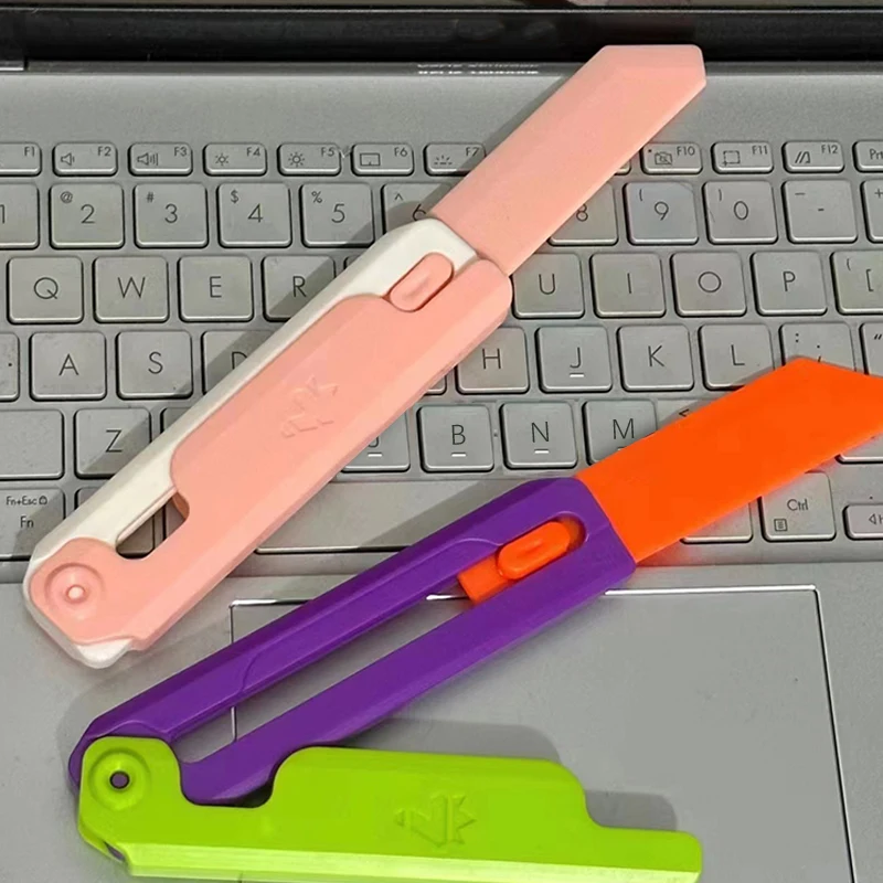 3D Gravity Extended Radish Knife Decompression Toy Children Fidget Push Card Funny New Toy