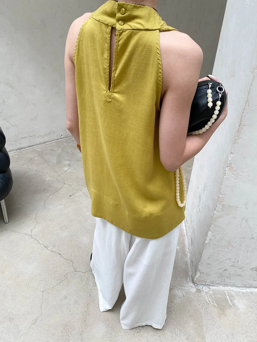 Sommerliche Damen-Weste in unifarbenem Design mit V-Ausschnitt und lockerem Schnitt ohne Ärmel. – Detail 32