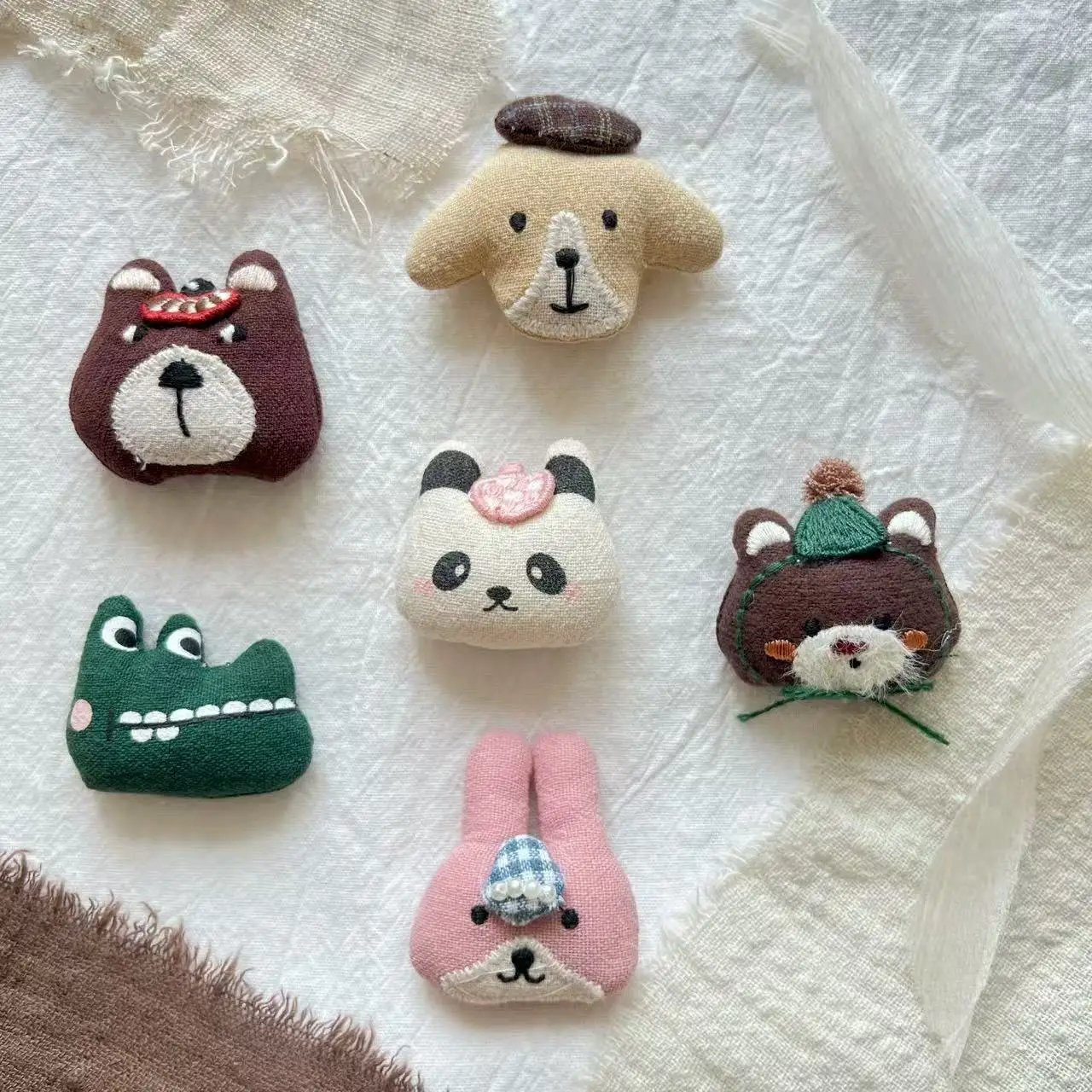 

Japanese Cartoon Brooch 1PCS New for Women Cute Plush Animal Fabric Doll Head Clothing Accessory Decor Durable Kit