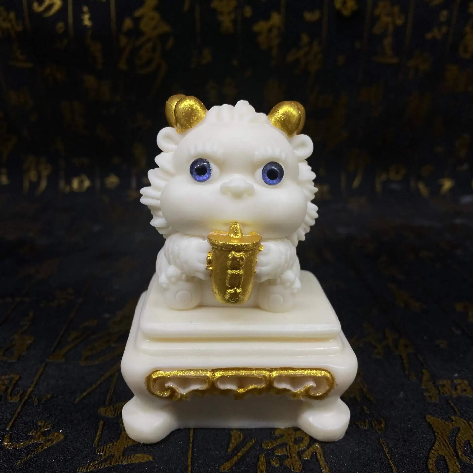 Ivory Nut Carved Wealth Pixiu Figurine Desktop Office Fish Tank Tea Pet Car Craft Ornament