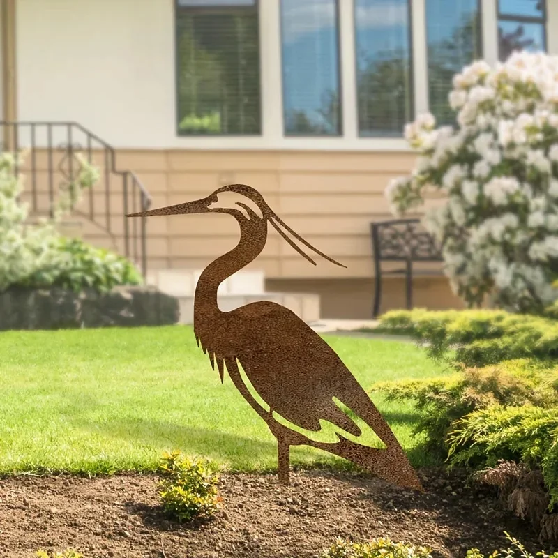 Rusty Metal Crane Garden Statue – Modern Freestanding Heron Sculpture, Weather-Resistant Outdoor Yard Art for Lawn Decoration