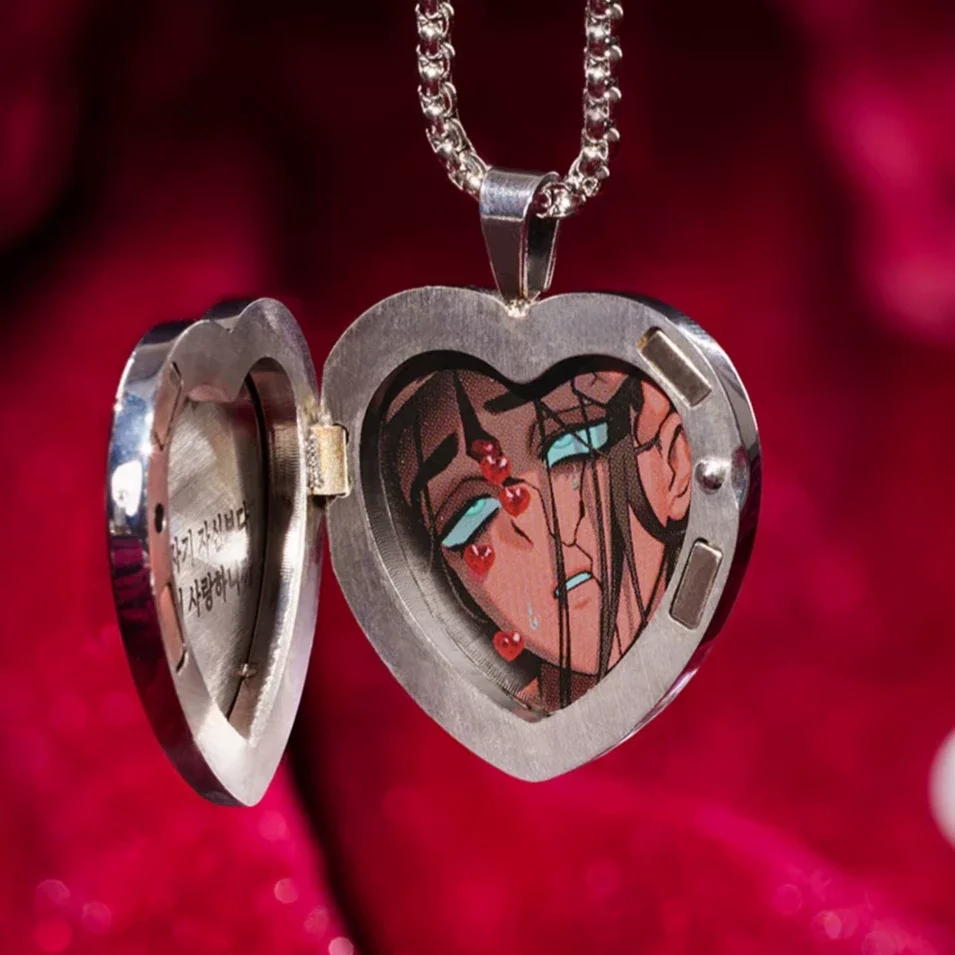 Genuine Anime Alien Stage Ivan Till Luka Hyuna Mizi Sua Cosplay Cartoon Love Frame Metal Pendants Widget Accessories Fans Gift image 3