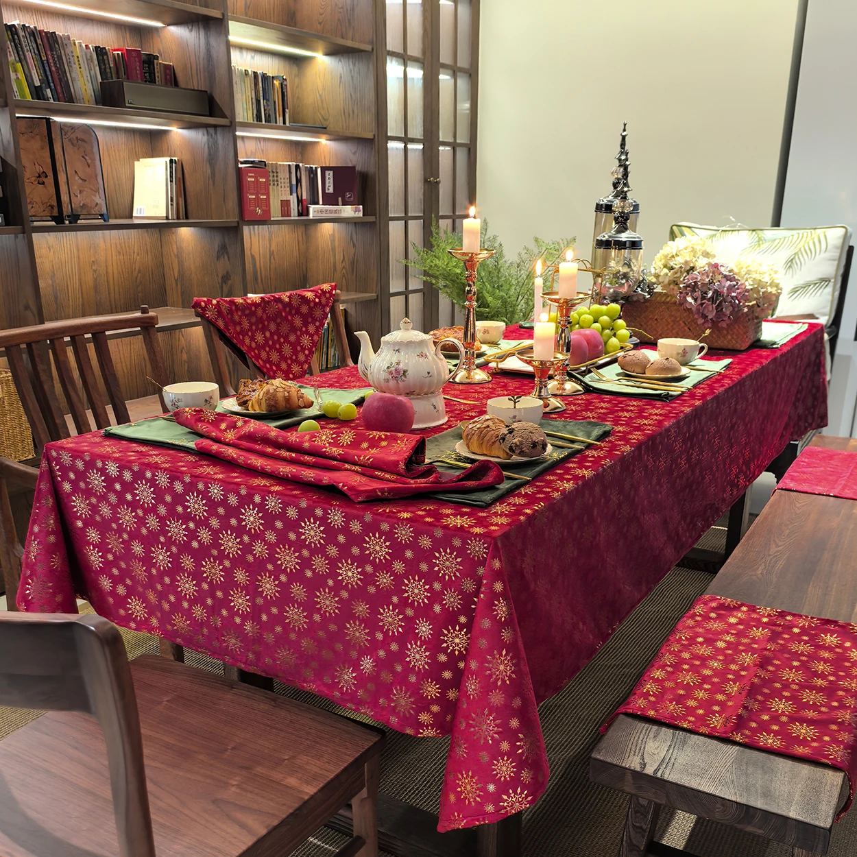 

1 шт., бархатная скатерть в виде рождественской снежинки, украшение рождественской атмосферы, подходит для украшения праздничной атмосферы