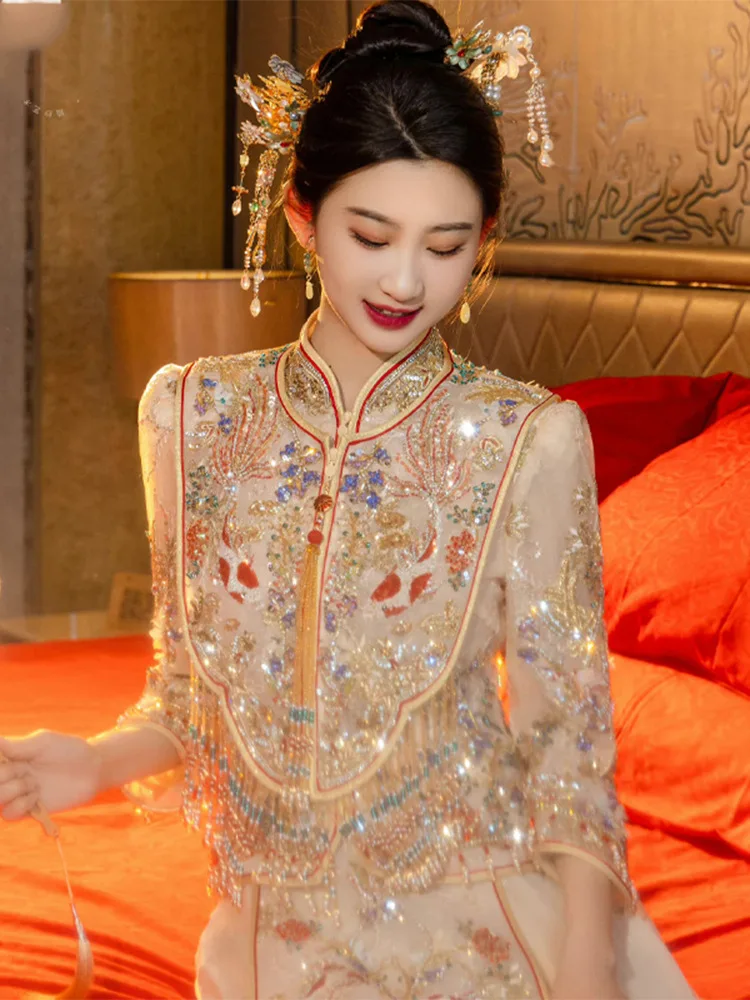 Sparkly Champagne Embroidery Wedding Dress Chinese Style Marriage Suit Sequins Beaded Cheongsam Exquisite Bride Toast Clothing