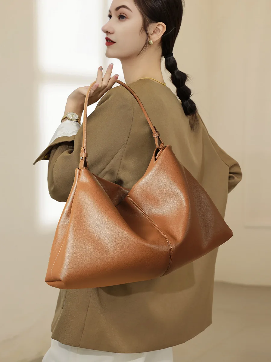 

Autumn and Winter Fashion Kite Stray Underarm Tote Bag Large Capacity Soft Leather Versatile Single Shoulder Handheld Women's B