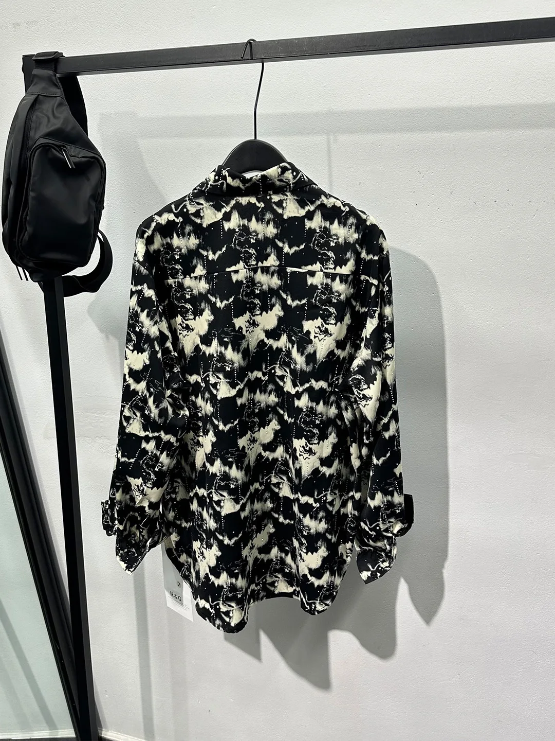 

Dark High-Grade Printed Rhinestones Shirt Men's Long-Sleeved Design Korean Style Internet Celebrity Fashionable Draping Fashion