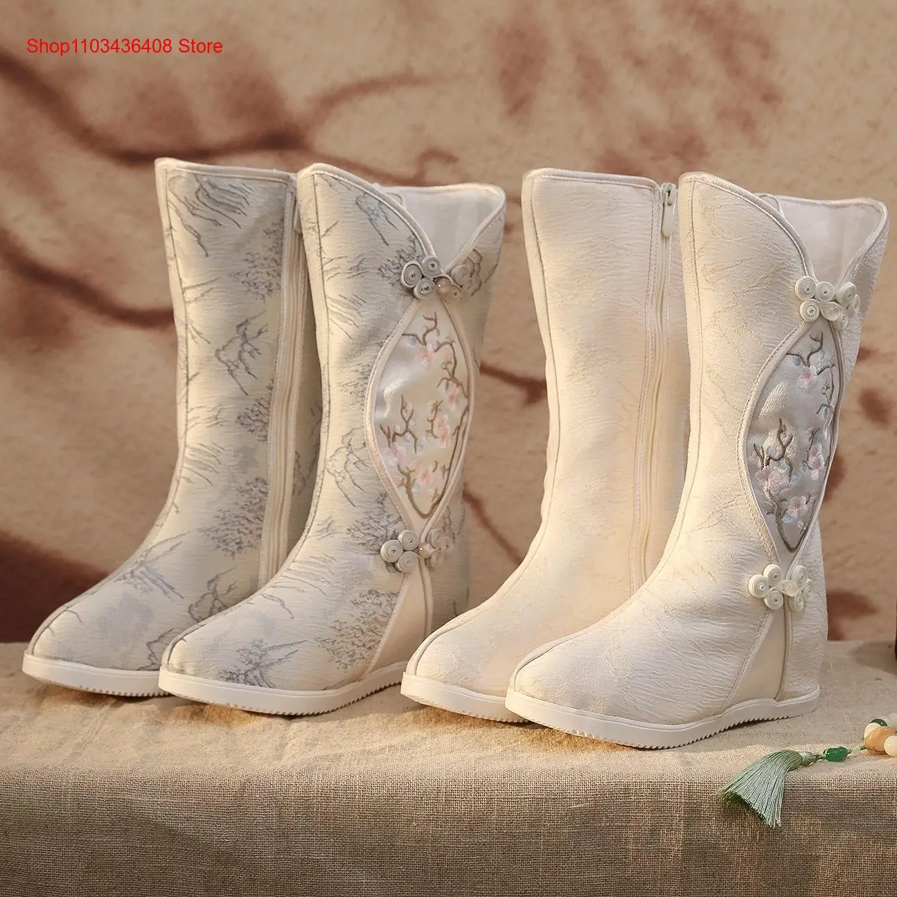 Autumn Ink Painting Far Mountain National Embroidered Boots Hanfu Paired with Ancient Costume Interior Height Boosting Boots