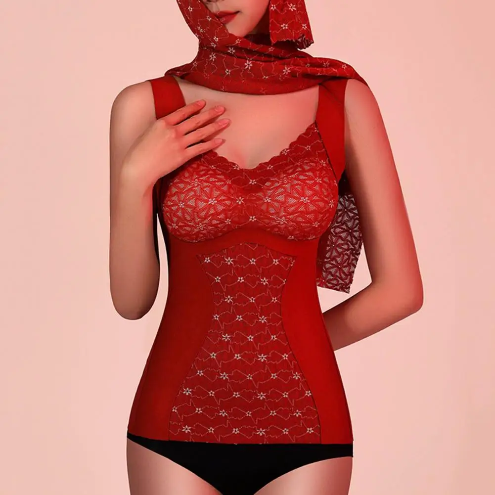 Warm Tank Top Winter Lace Camisole with Chest Pads Base Layer Velvet Plush for Women Keep Warm Stretchy V Neck Top Built-in Cup