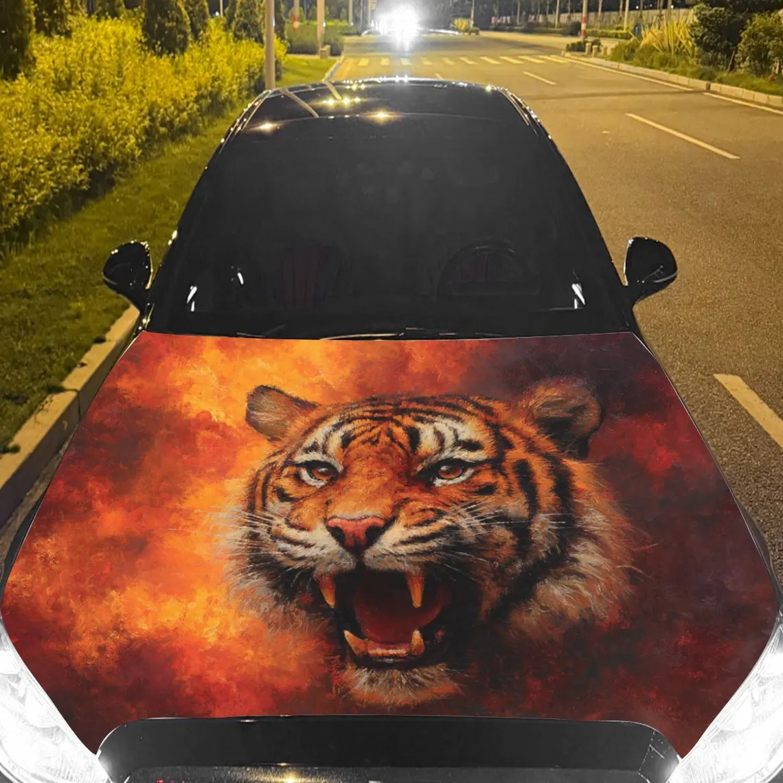 Autocollants de voiture tigre avec fourrure rayée, une Expression rugissante et un feu-autocollant de capot de voiture d'arrière-plan Hued, auto-adhésif imperméable