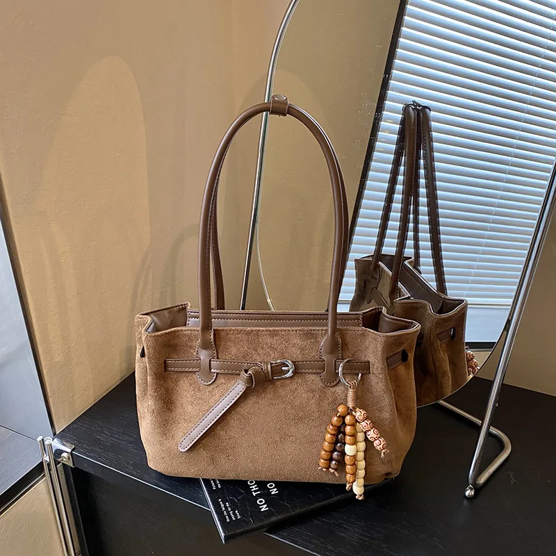 Vintage underarm bag women's large-capacity suede tote bag simple shoulder commuter bag