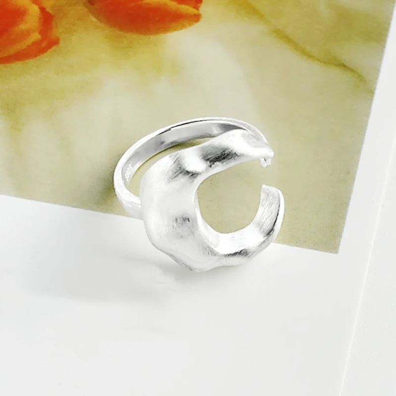 Sole Memory 925 Sterling Silver Brushed Frosted Cute Crescent Moon Resizable Opening Ring For Women Fine Jewelry RI1467