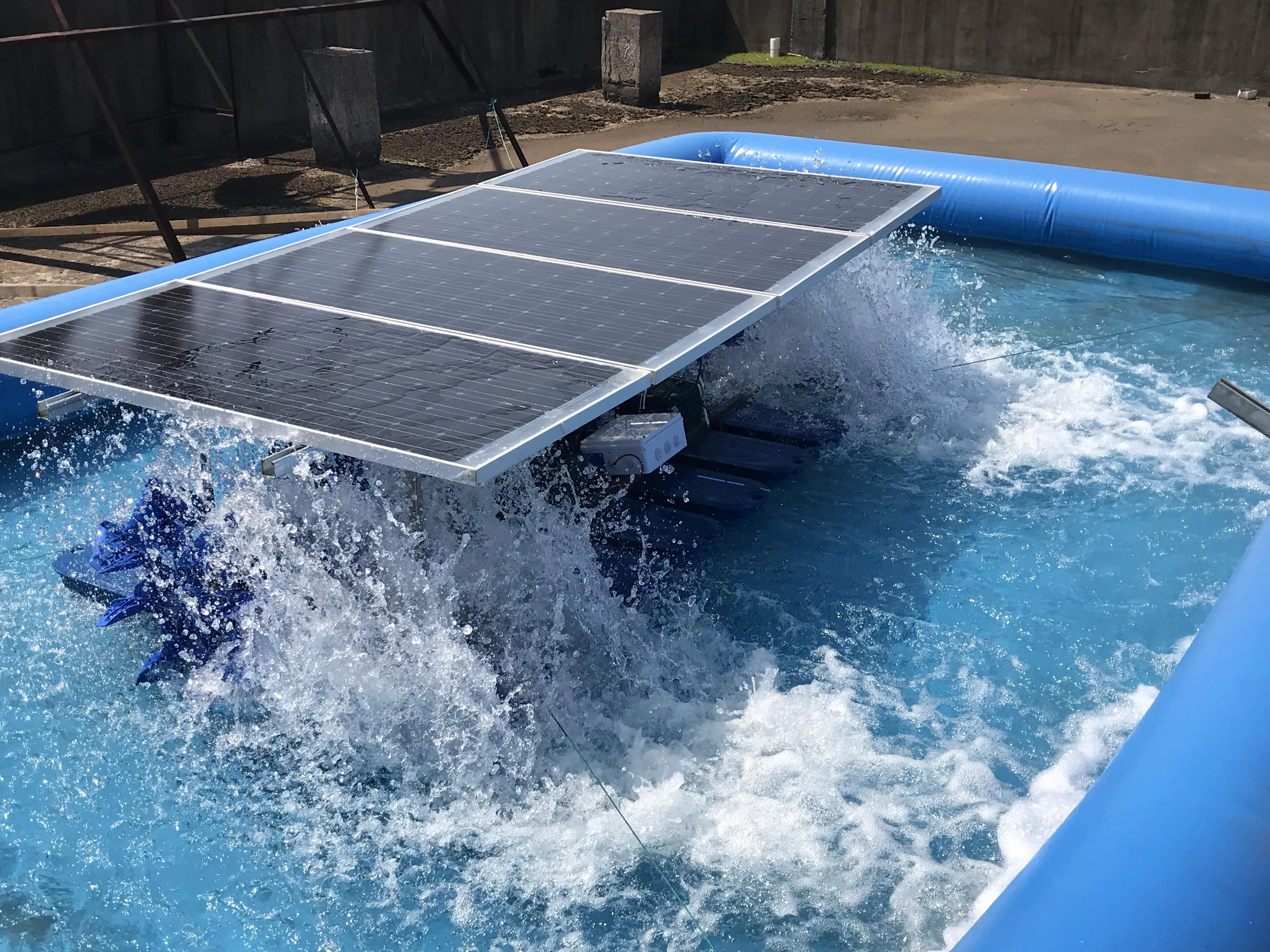 Aerator Floating Aerator for Fish PondSingle/three Phase  High Efficiency Solar Panel  Paddle Wheel